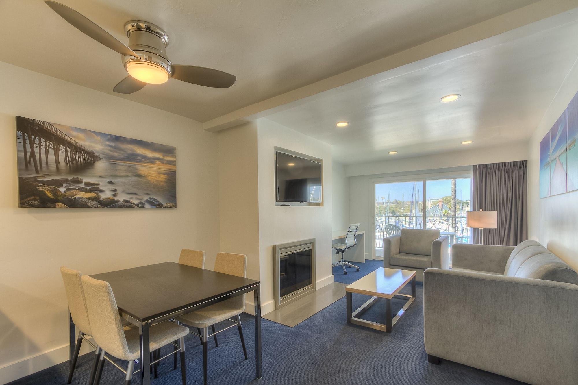 Oceanside Marina Suites - A Waterfront Hotel Luaran gambar
