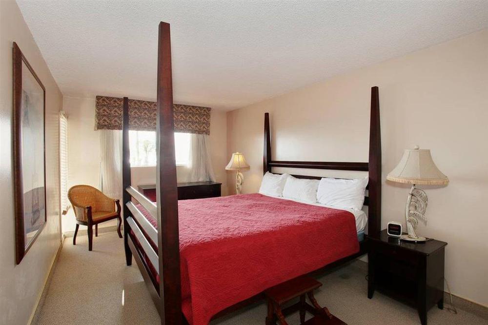 Oceanside Marina Suites - A Waterfront Hotel Bilik gambar